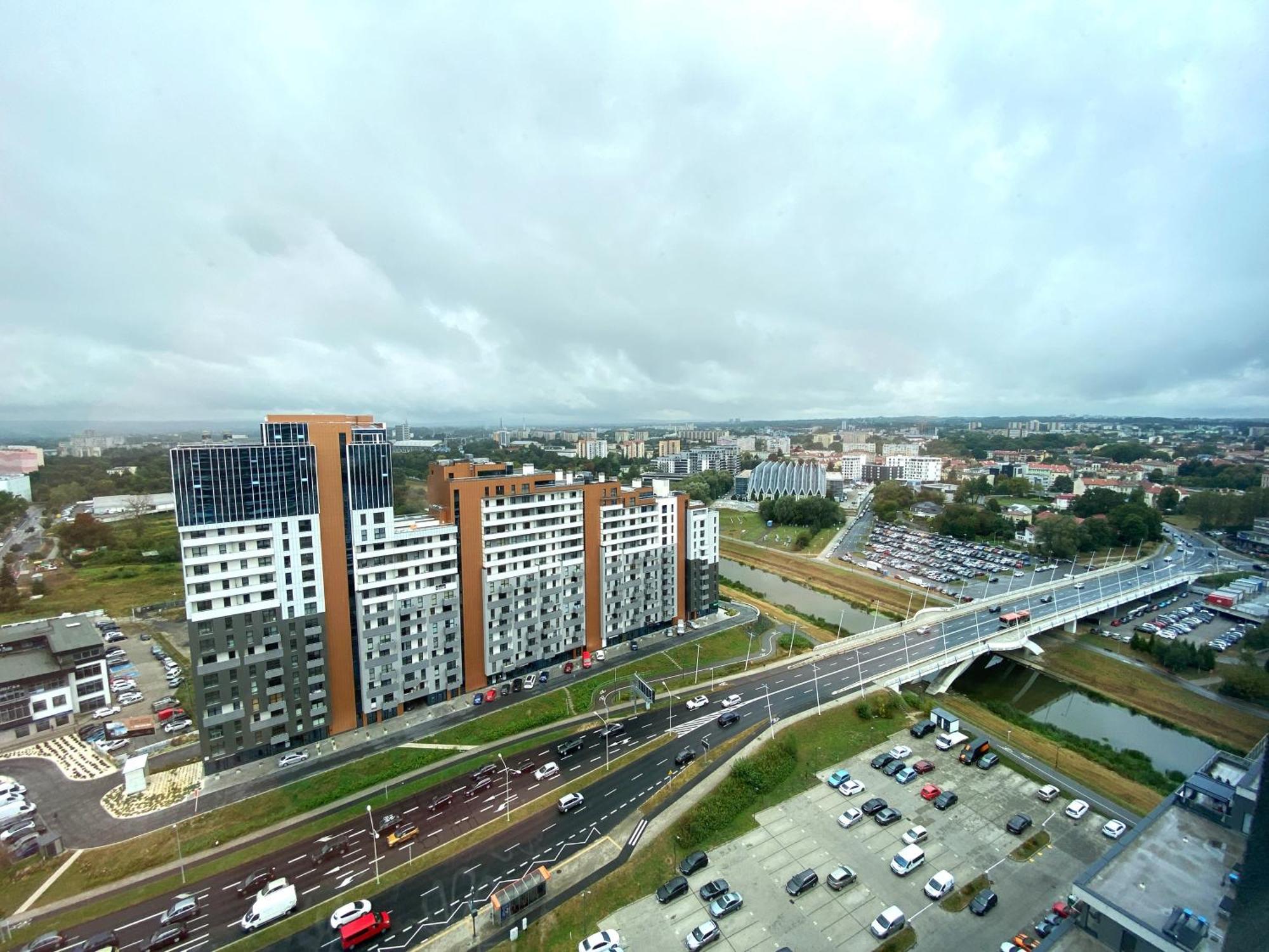 ז'שוב Panorama Capital Black מראה חיצוני תמונה